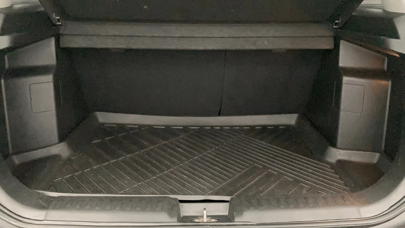 2023 Maruti BREZZA ZXI + SMART HYBRID, Petrol, Manual, 51,975 km, Boot Inside