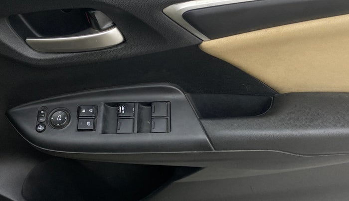 2019 Honda Jazz 1.2L I-VTEC VX, Petrol, Manual, 49,167 km, Driver Side Door Panels Control