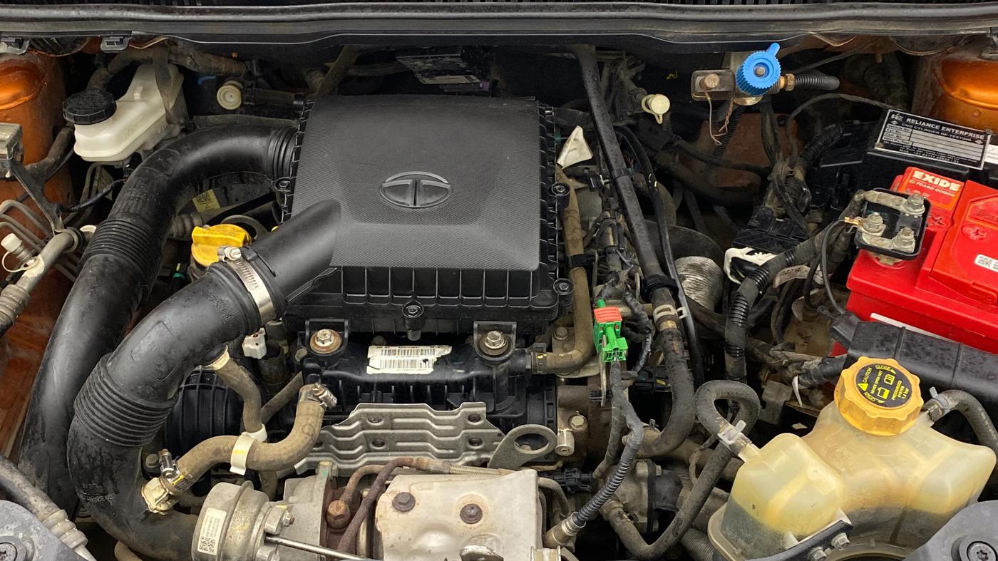 2019 Tata NEXON XZ PLUS PETROL DUAL TONE, CNG, Manual, 89,322 km, Engine View