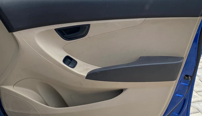 2014 Hyundai Eon ERA +, Petrol, Manual, 45,101 km, Driver Side Door Panels Control