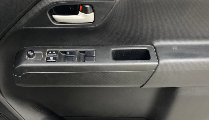 2022 Maruti New Wagon-R VXI 1.0, Petrol, Manual, 62,323 km, Driver Side Door Panels Control