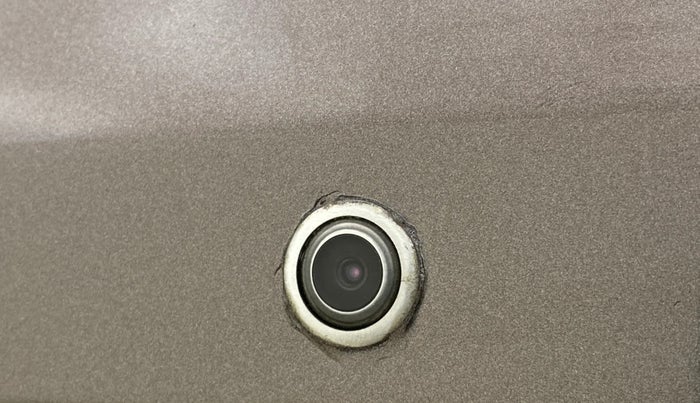 2014 Honda Brio VX MT, Petrol, Manual, 45,927 km, Parking Camera