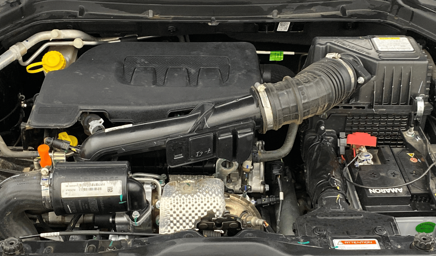 2025 Mahindra XUV 3XO MX2 Pro 1.2 L TCMPFi, Petrol, Manual, 8,725 km, Engine View