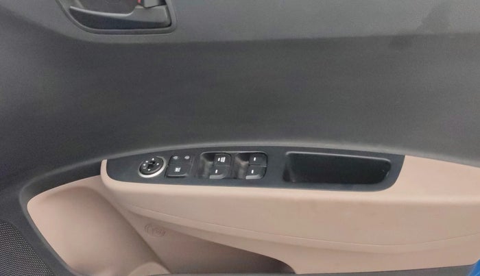 2018 Hyundai Grand i10 MAGNA 1.2 KAPPA VTVT, Petrol, Manual, 29,866 km, Driver Side Door Panels Control