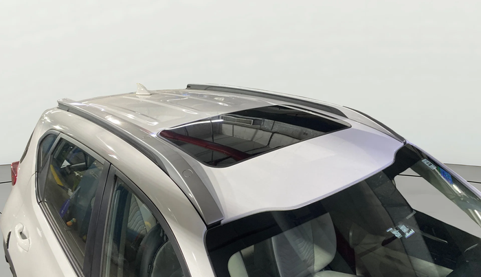 2025 KIA SONET HTK PLUS 1.2 PETROL MT, Petrol, Manual, 1,804 km, Moonroof/ Sunroof