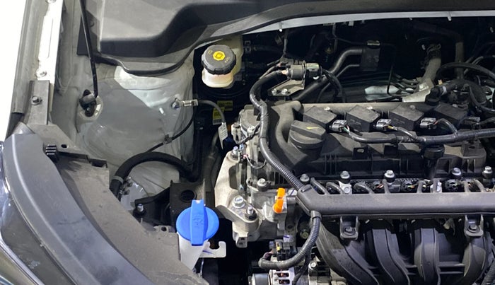 2025 KIA SONET HTK PLUS 1.2 PETROL MT, Petrol, Manual, 1,804 km, Engine View - Right