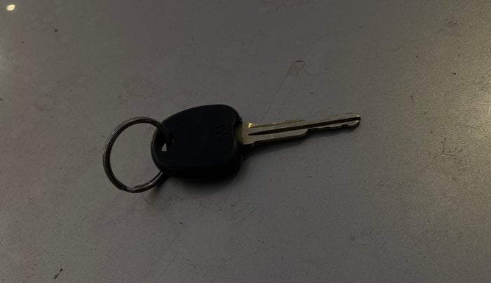 2016 Hyundai Eon ERA +, Petrol, Manual, 66,217 km, Key Close Up