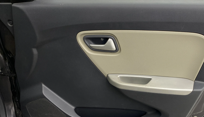 2016 Maruti Alto K10 VXI, Petrol, Manual, 47,586 km, Driver Side Door Panels Control