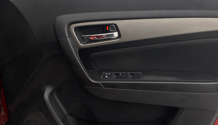 2019 Maruti Vitara Brezza ZDI AMT, Diesel, Automatic, 76,481 km, Driver Side Door Panels Control