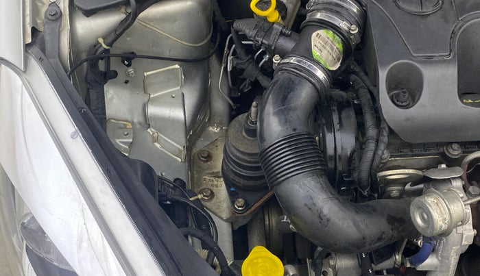 2018 Tata Tiago XT DIESEL, Diesel, Manual, 99,649 km, Engine View - Right