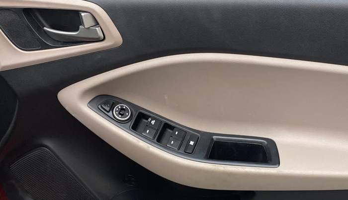 2015 Hyundai Elite i20 ASTA 1.2, Petrol, Manual, 78,176 km, Driver Side Door Panels Control