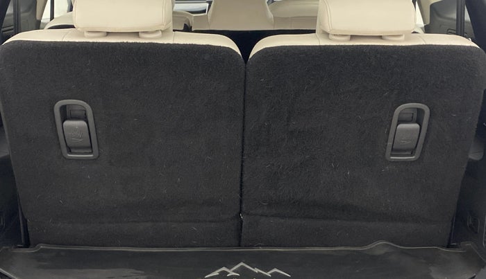 2021 Mahindra XUV700 AX 7 P AT 7 STR, Petrol, Automatic, 31,113 km, Boot Inside