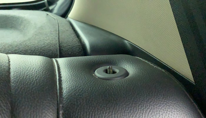 2017 Hyundai Grand i10 SPORTZ AT 1.2 KAPPA VTVT, Petrol, Automatic, 55,891 km, Second-row left seat - Seat adjuster lever broken but working