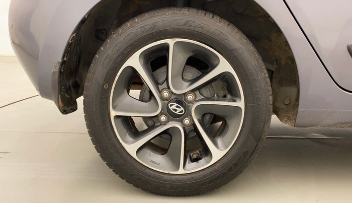 2017 Hyundai Grand i10 SPORTZ AT 1.2 KAPPA VTVT, Petrol, Automatic, 55,891 km, Right Rear Wheel