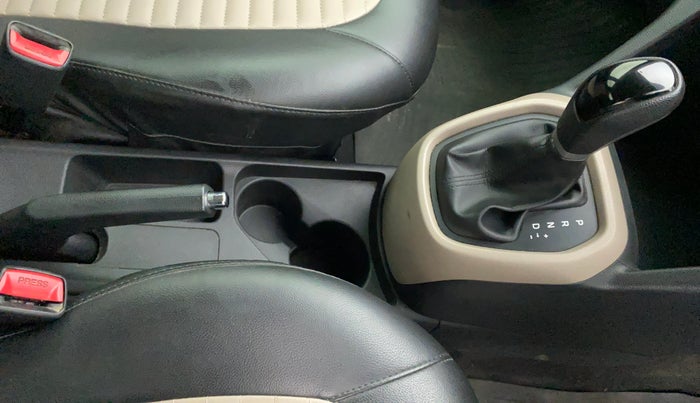 2017 Hyundai Grand i10 SPORTZ AT 1.2 KAPPA VTVT, Petrol, Automatic, 55,891 km, Gear Lever