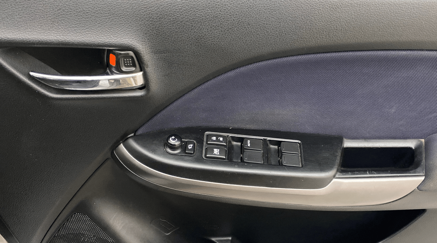 2020 Toyota Glanza V, Petrol, Manual, 43,323 km, Driver Side Door Panels Control