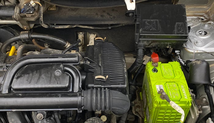 2017 Renault Kwid RXL, Petrol, Manual, 1,02,238 km, Engine View - Left