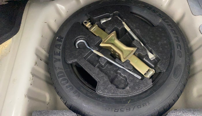 2015 Maruti Ciaz ZDI+ SHVS, Diesel, Manual, 71,978 km, Spare Tyre