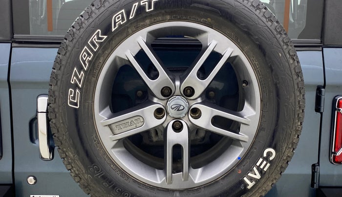 2021 Mahindra Thar LX PETROL HT 4WD AT, Petrol, Automatic, 76,547 km, Spare Tyre