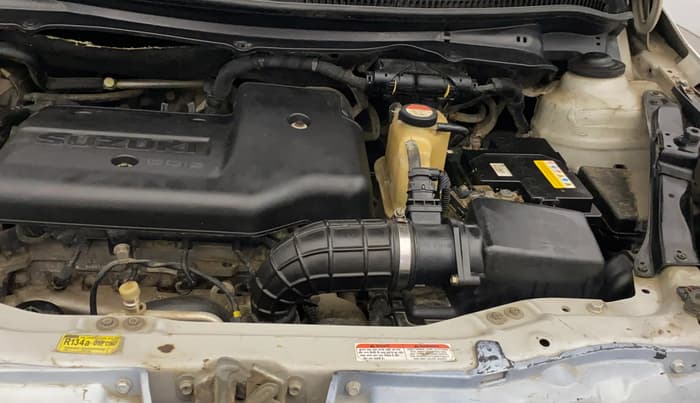 2014 Maruti Swift Dzire VDI, Diesel, Manual, 1,20,235 km, Engine View - Left