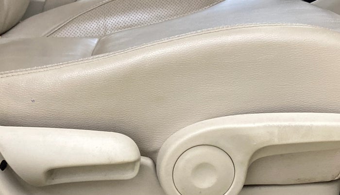 2018 Maruti Ciaz ALPHA  AT 1.4  PETROL, Petrol, Automatic, 59,579 km, Driver Side Adjustment Panel