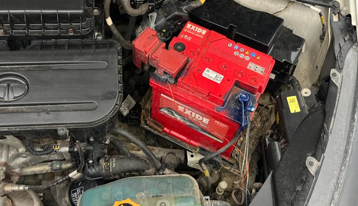 2022 Tata Tiago XT CNG, CNG, Manual, 67,346 km, Engine View - Left