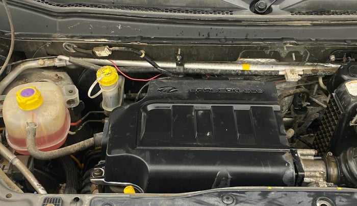 2018 Mahindra KUV 100 NXT K2 P 6 STR, Petrol, Manual, 27,851 km, Engine View - Right