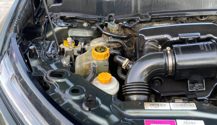 2021 Tata Harrier XZA PLUS CAMO EDITION, Diesel, Automatic, 1,10,516 km, Engine View - Right