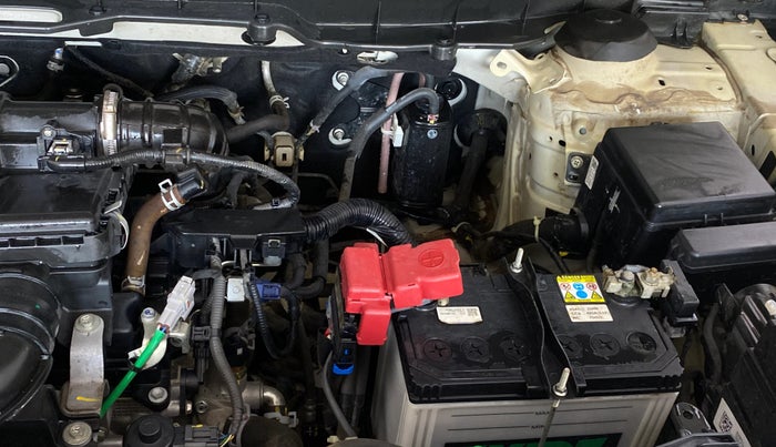 2024 Maruti BREZZA ZXI + SMART HYBRID, Petrol, Manual, 19,853 km, Engine View - Left