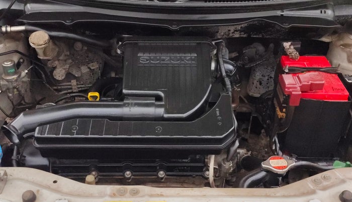 2015 Maruti Swift VXI, Petrol, Manual, 82,011 km, Engine View