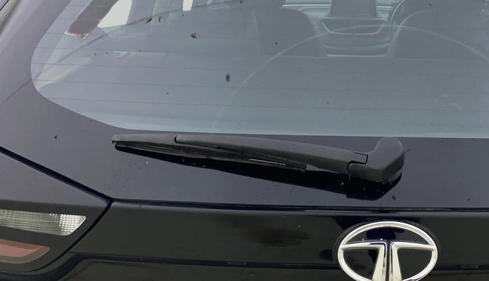 2022 Tata ALTROZ XZA PLUS, Petrol, Automatic, 24,675 km, Rear Wiper