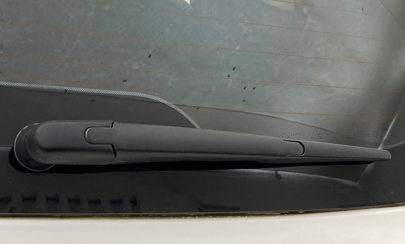 2022 Mahindra XUV700 AX 7 LUXURY D AWD AT 7 STR, Diesel, Automatic, 82,634 km, Rear Wiper