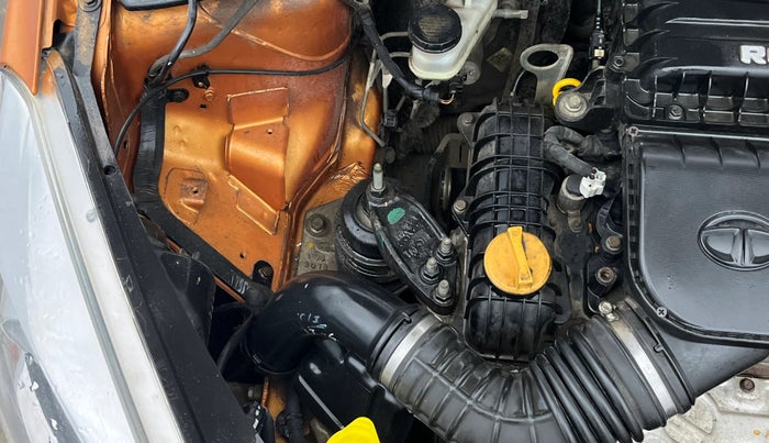 2016 Tata Tiago XM PETROL, Petrol, Manual, 68,461 km, Engine View - Right