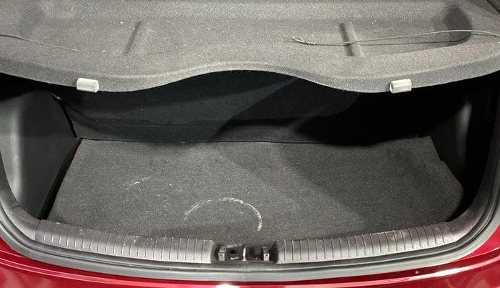 2016 Hyundai Grand i10 MAGNA 1.2 KAPPA VTVT, Petrol, Manual, 17,154 km, Boot Inside