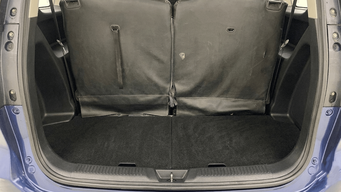 2019 Maruti XL6 ALPHA MT, Petrol, Manual, 86,749 km, Boot Inside