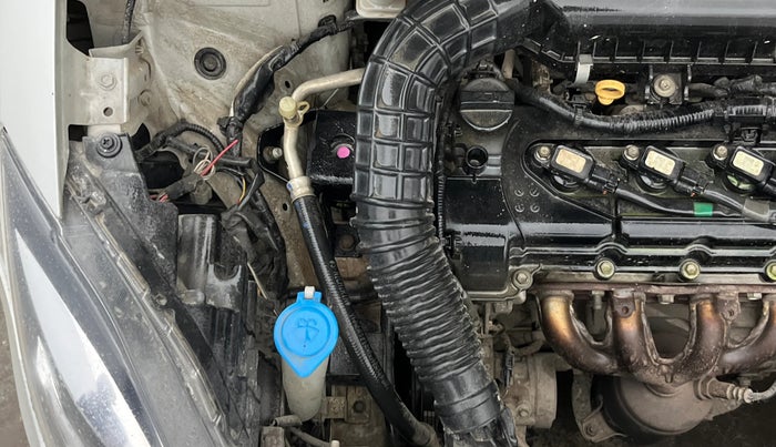 2019 Maruti Swift ZXI AMT, Petrol, Automatic, 38,693 km, Engine View - Right