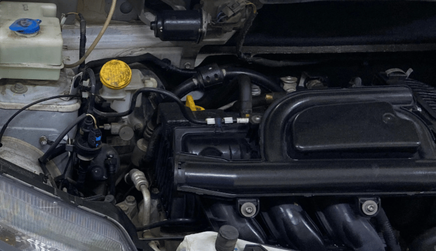 2020 Renault Kwid RXT 1.0 AMT (O), Petrol, Automatic, 33,175 km, Engine View - Right