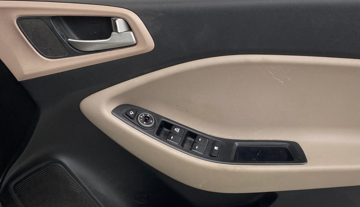 2019 Hyundai Elite i20 SPORTZ PLUS 1.2, Petrol, Manual, 60,569 km, Driver Side Door Panels Control