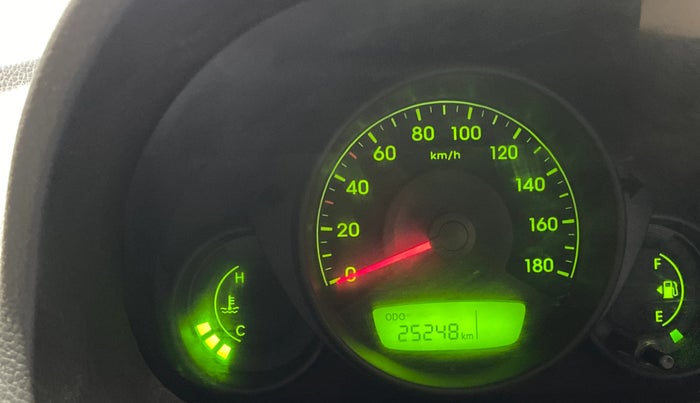 2015 Hyundai Eon ERA +, Petrol, Manual, 25,241 km, Odometer Image