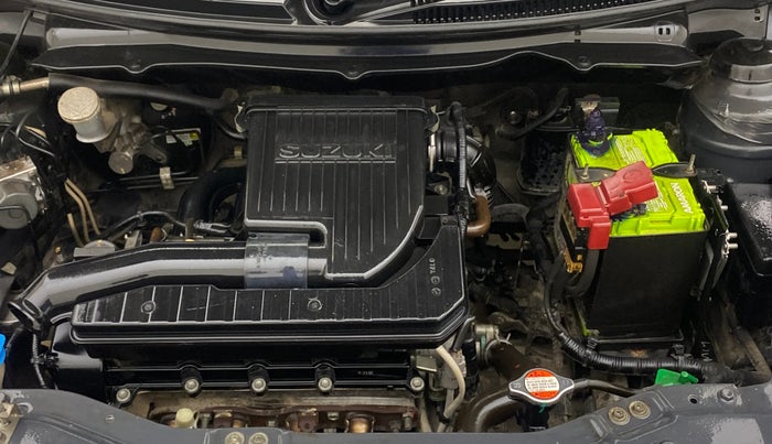 2017 Maruti Swift VXI O, Petrol, Manual, 84,716 km, Engine View