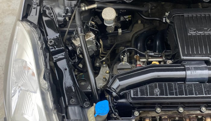 2017 Maruti Swift VXI O, Petrol, Manual, 84,716 km, Engine View - Right