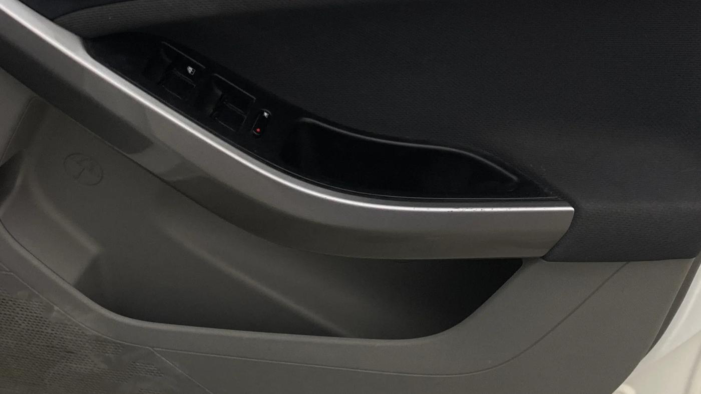 2019 Tata NEXON XZA PLUS PETROL, Petrol, Automatic, 57,814 km, Driver Side Door Panels Control