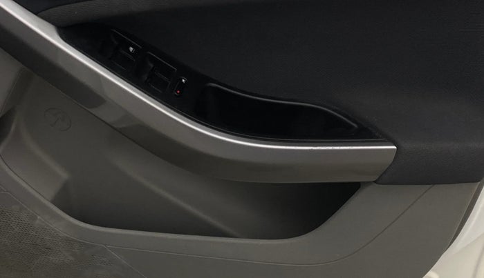 2019 Tata NEXON XZA PLUS PETROL, Petrol, Automatic, 57,814 km, Driver Side Door Panels Control