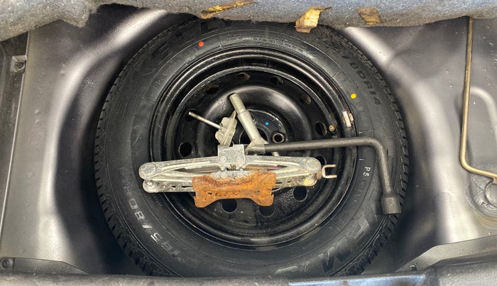 2012 Maruti Swift VDI, Diesel, Manual, 80,978 km, Spare Tyre