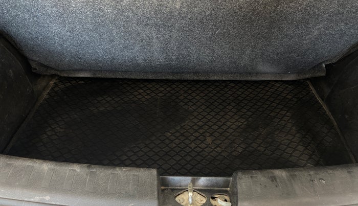 2012 Maruti Swift VDI, Diesel, Manual, 80,978 km, Boot Inside