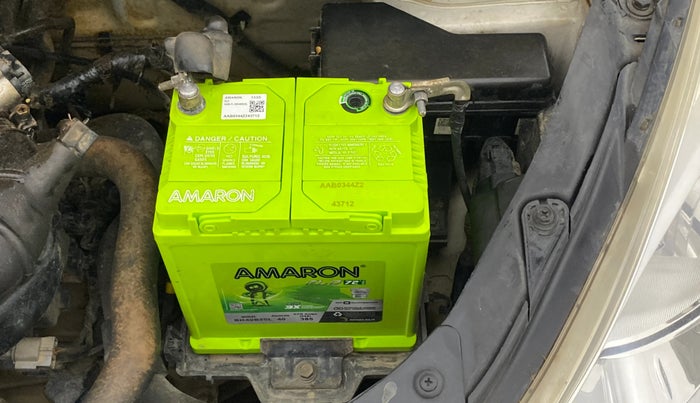 2016 Hyundai i10 SPORTZ 1.1, Petrol, Manual, 39,855 km, Engine View - Left