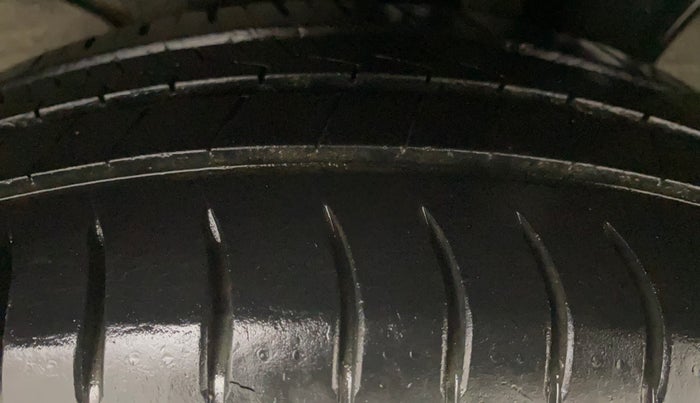 2019 Hyundai NEW SANTRO ASTA MT, Petrol, Manual, 28,562 km, Left Rear Tyre Tread