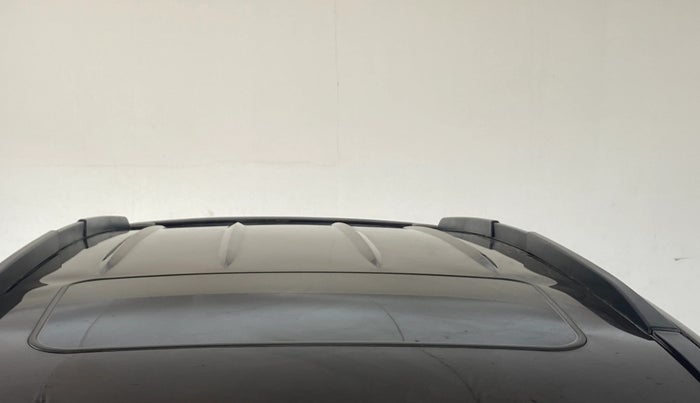 2016 Mahindra XUV500 W10, Diesel, Manual, 69,315 km, Moonroof/ Sunroof