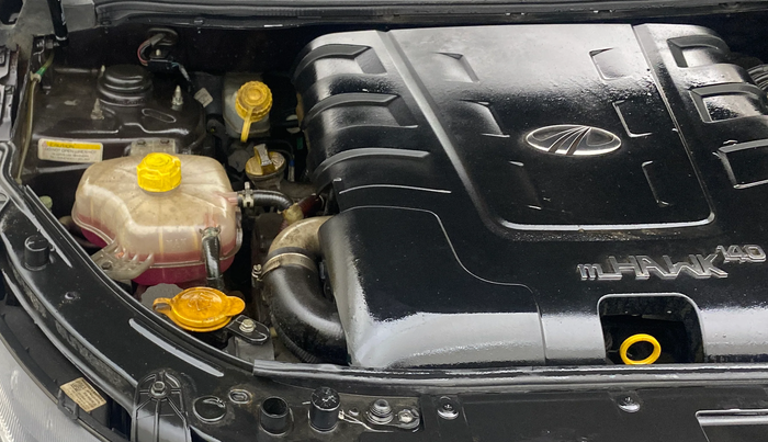 2016 Mahindra XUV500 W10, Diesel, Manual, 69,315 km, Engine View - Right