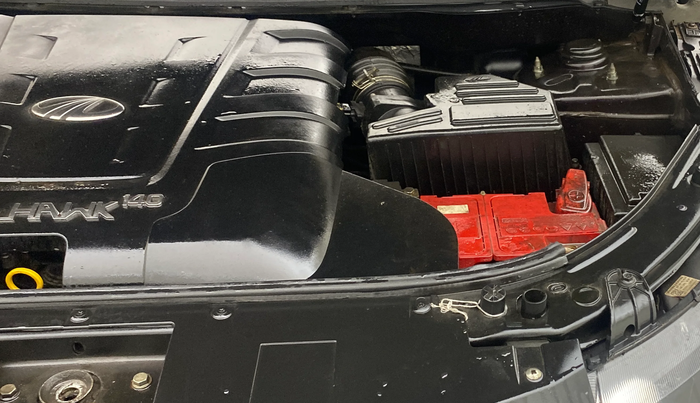 2016 Mahindra XUV500 W10, Diesel, Manual, 69,315 km, Engine View - Left